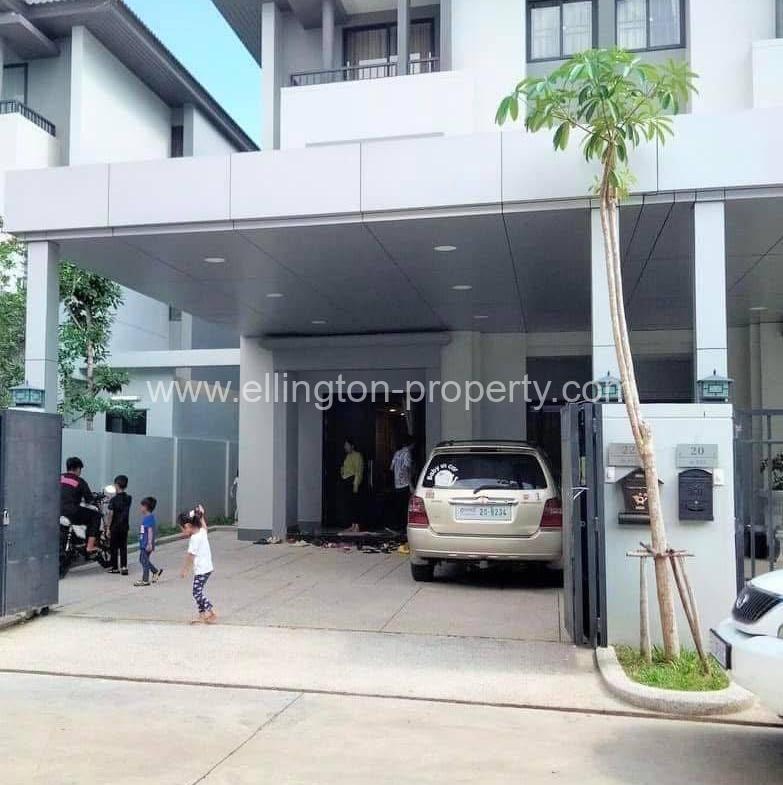 Twin Villa For Rent In Borey Chip Mong - Ellington Property