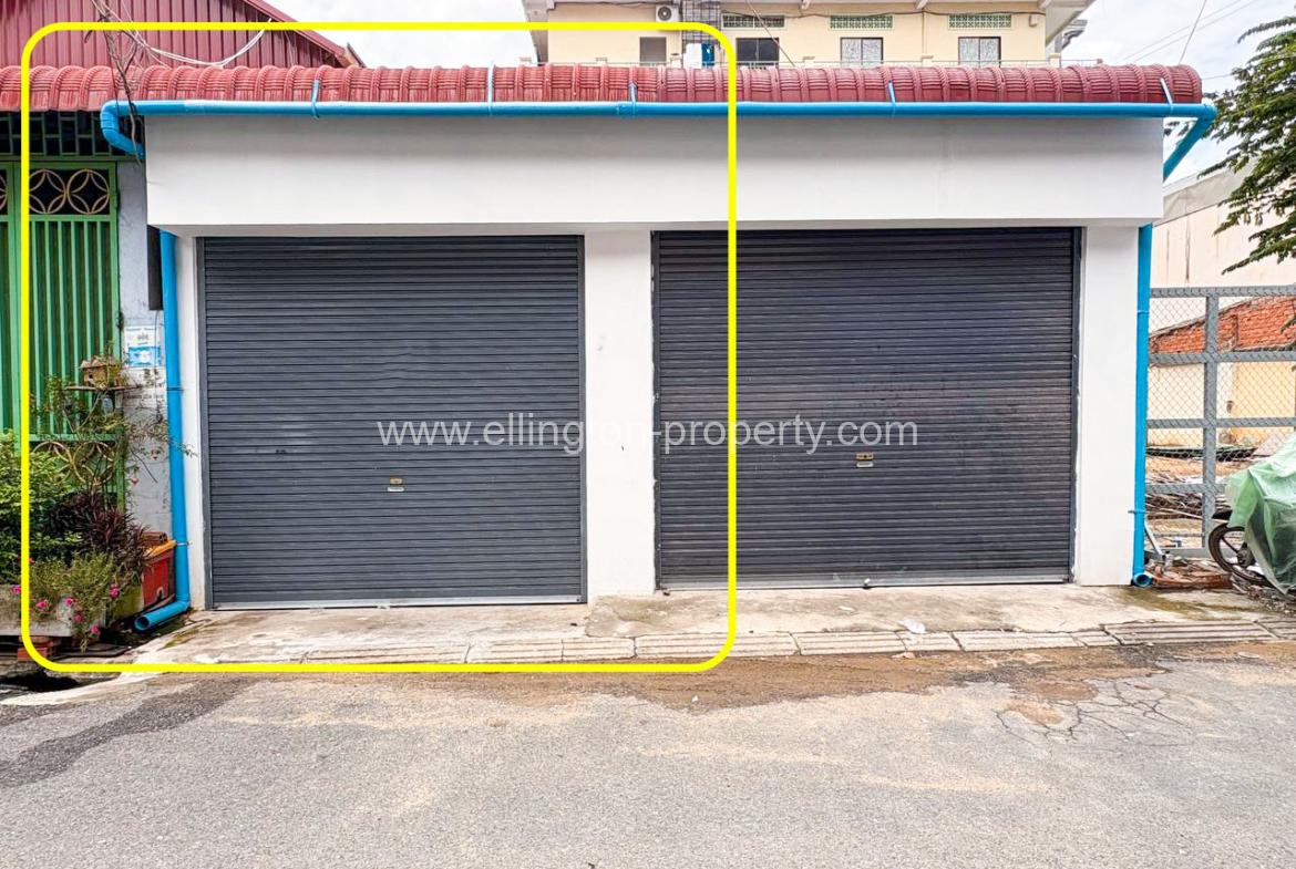 Shop For Rent In Bkk3 - Ellington Property