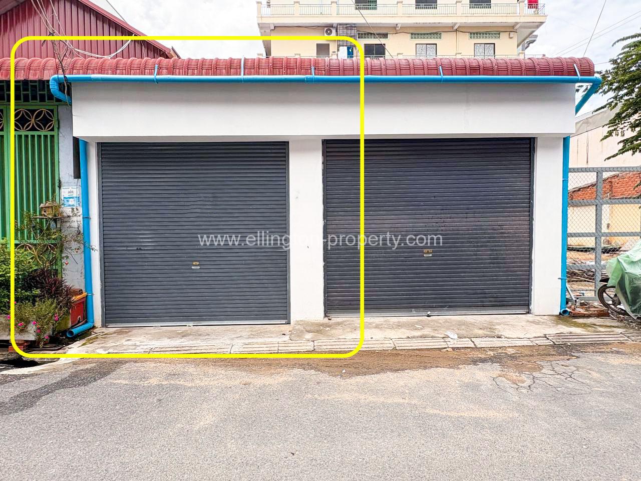 Shop For Rent In Bkk3 - Ellington Property