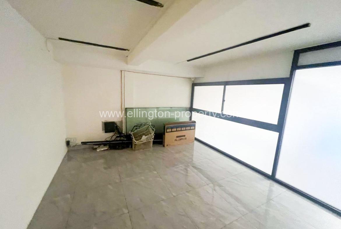 Shophouse For Rent Near Phsar Kandal - Ellington Property