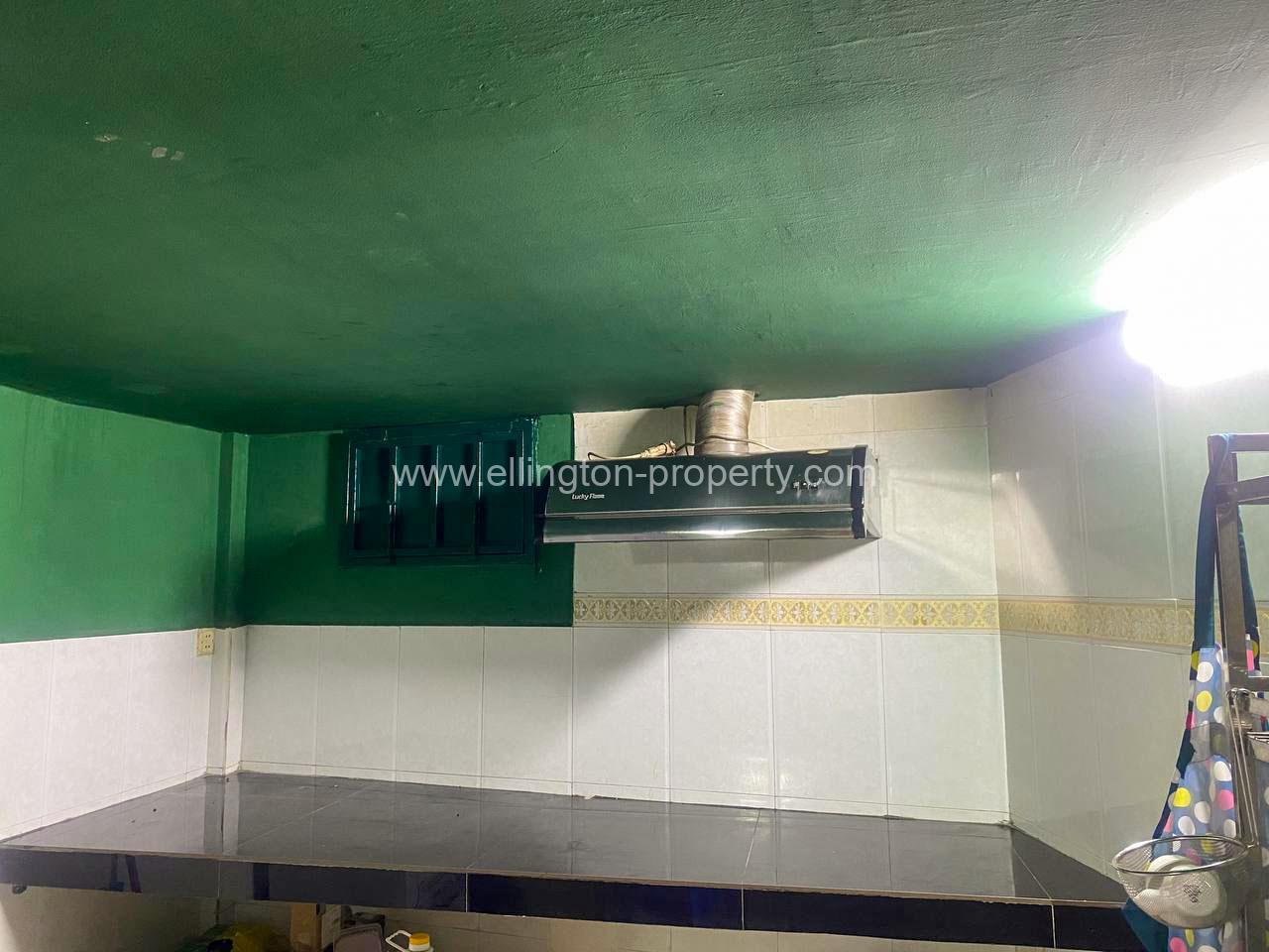 Shophouse For Rent At Boeng Keng Kong - Ellington Property