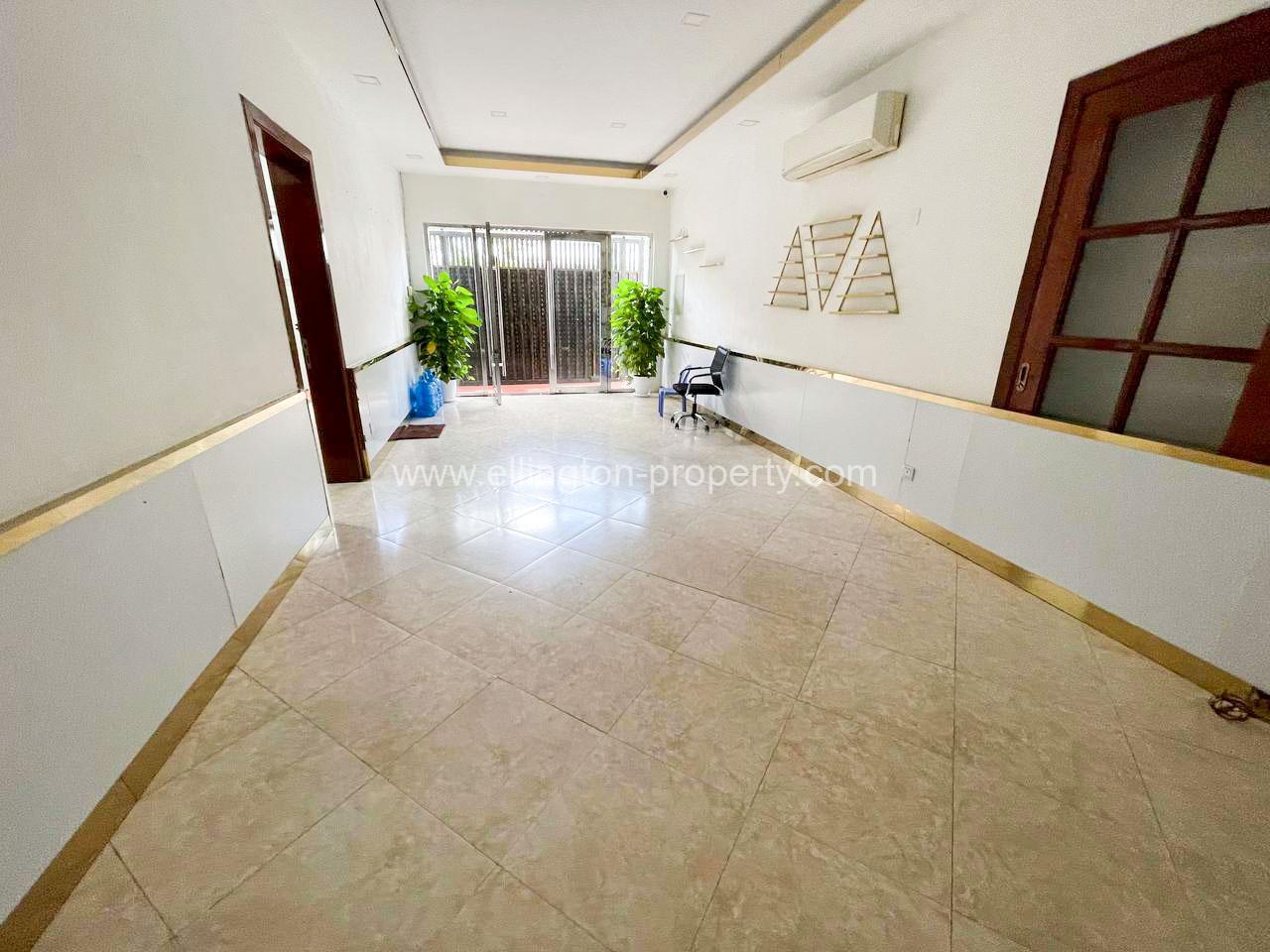 Shop For Rent Nearindependence Monument - Ellington Property