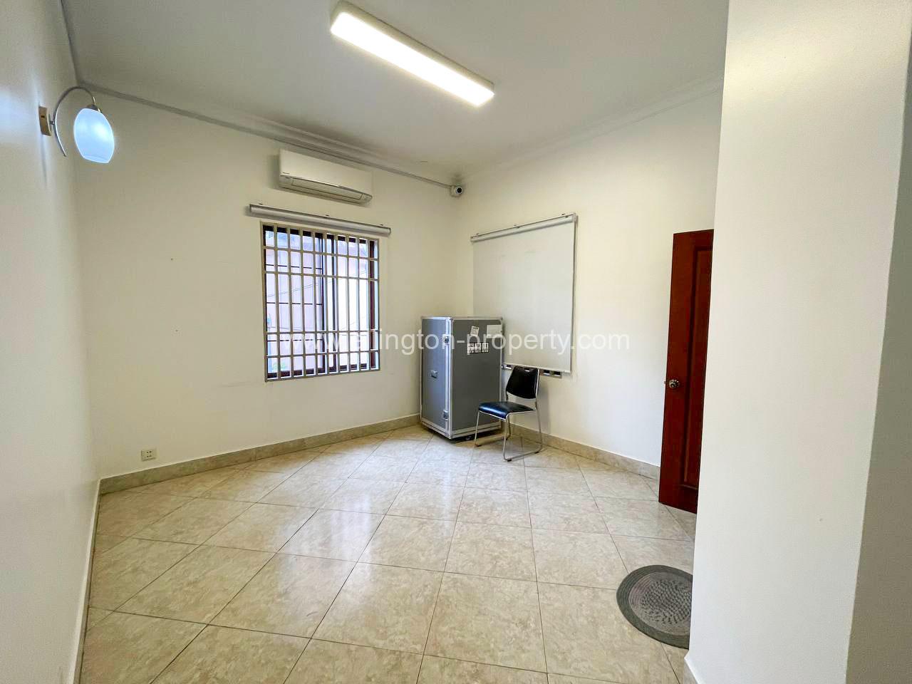 Shop For Rent Nearindependence Monument - Ellington Property