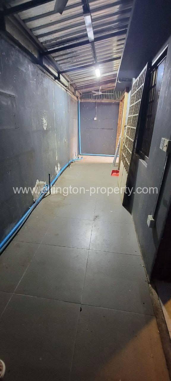 Shophouse For Rent At Khan Tuol Kuok - Ellington Property