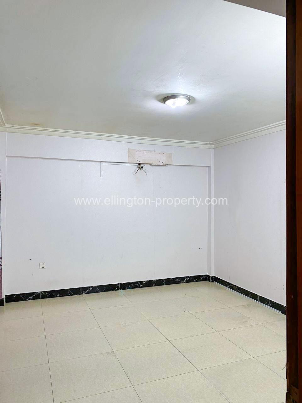 Shophouse For Rent In Toul Tum Pung - Ellington Property