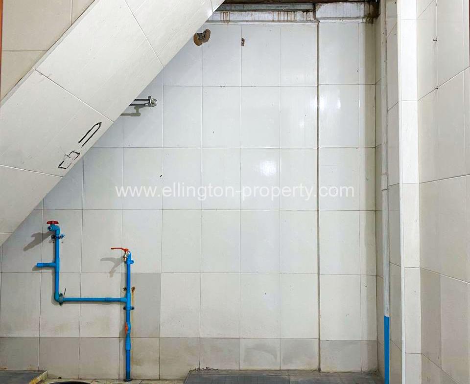 Shophouse For Rent In Toul Tum Pung - Ellington Property