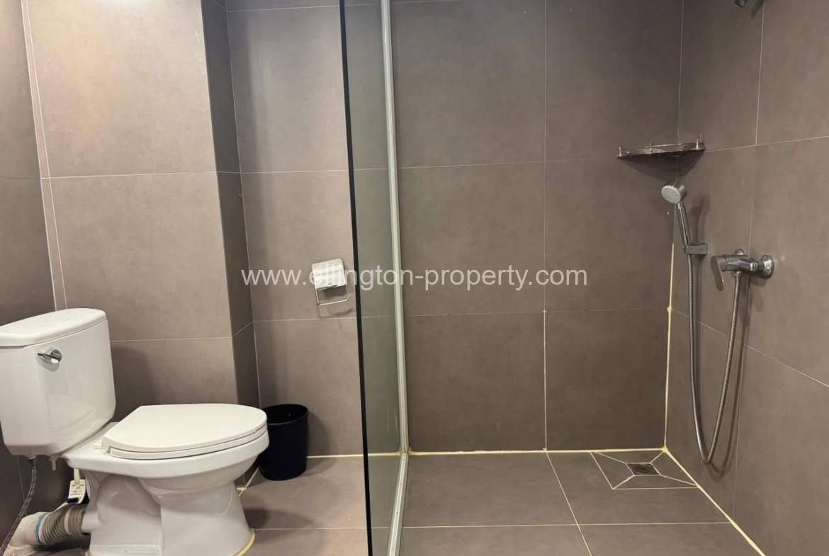 Loft Apartment Near Olympic Stadium For Rent - Ellington Property