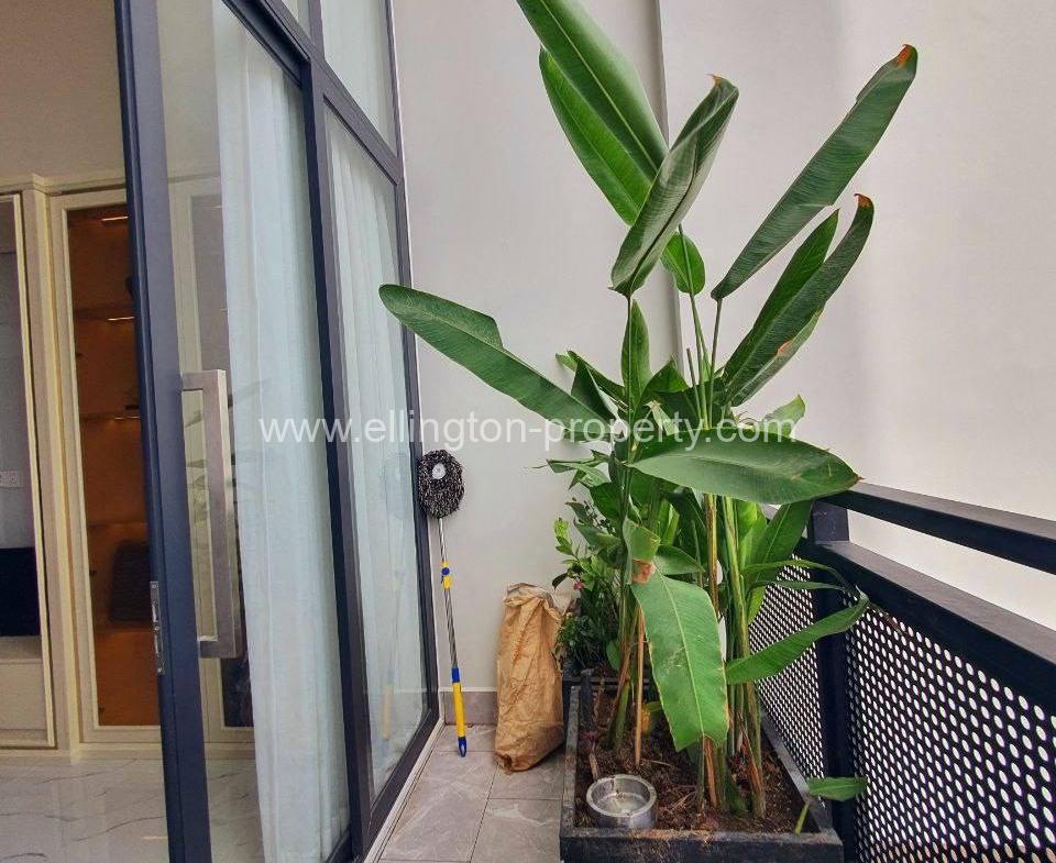 Condo For Rent At L Tower 271 - Ellington Property