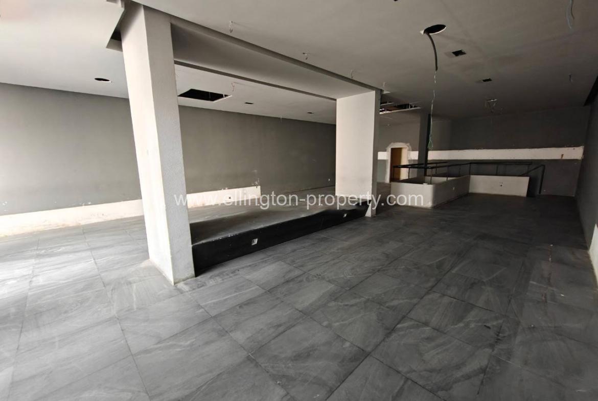 Shop For Rent Near Olympic Stadium - Ellington Property