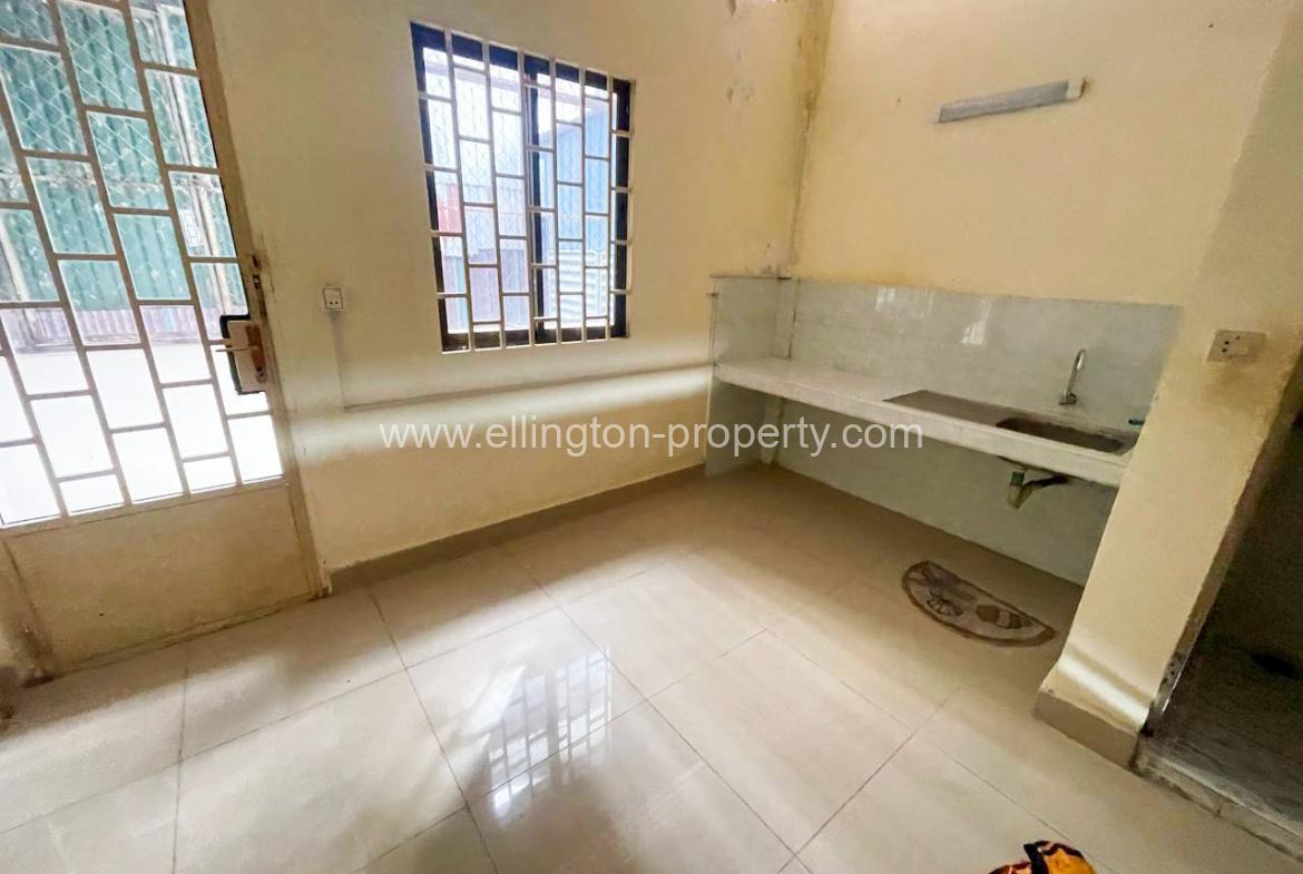 Shop For Rent Near Toul Tumpung Market - Ellington Property
