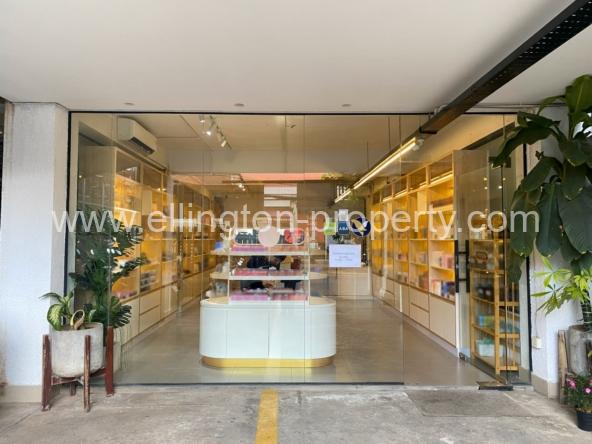 Shop For Rent In Bkk - Ellington Property