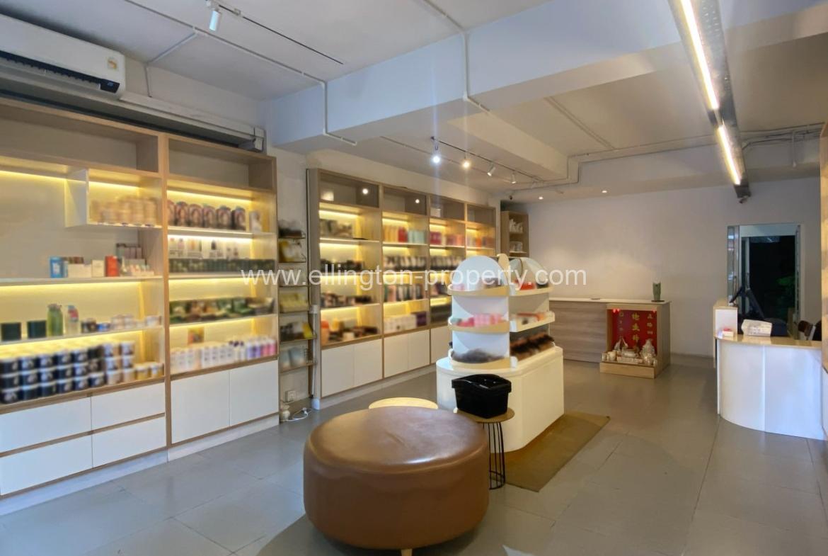 Shop For Rent In Bkk - Ellington Property