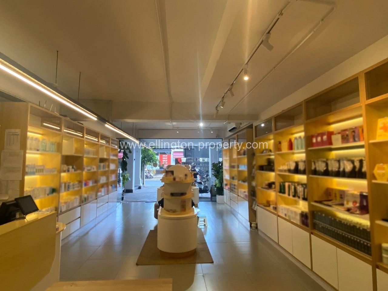 Shop For Rent In Bkk - Ellington Property