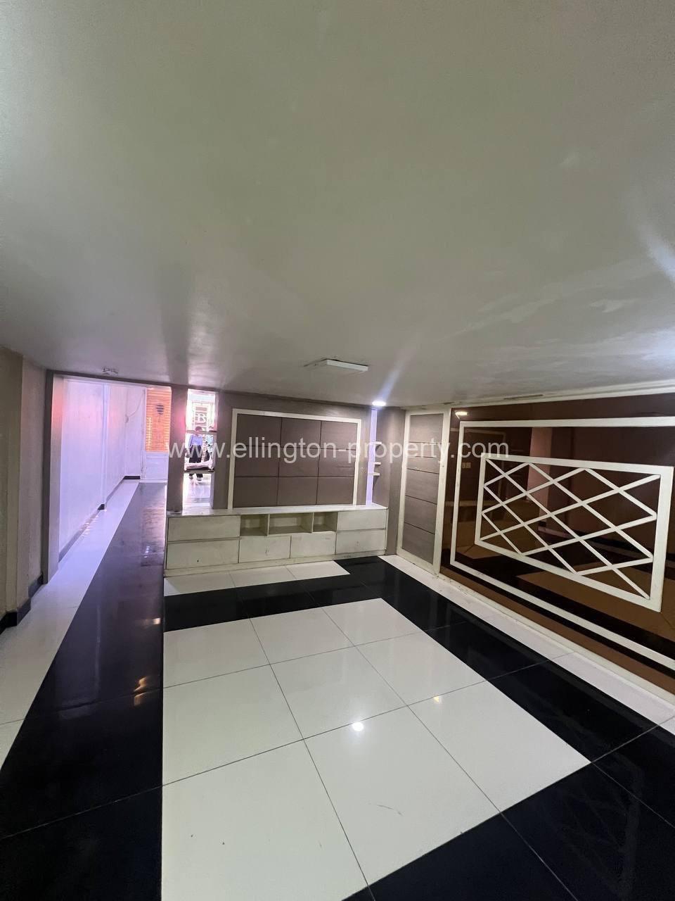 Shophouse For Rent Near Toul Tom Poung Market - Ellington Property