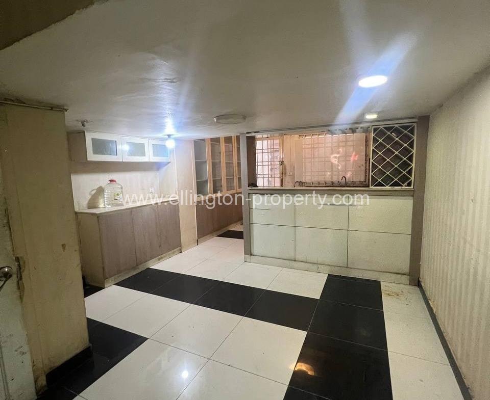 Shophouse For Rent Near Toul Tom Poung Market - Ellington Property