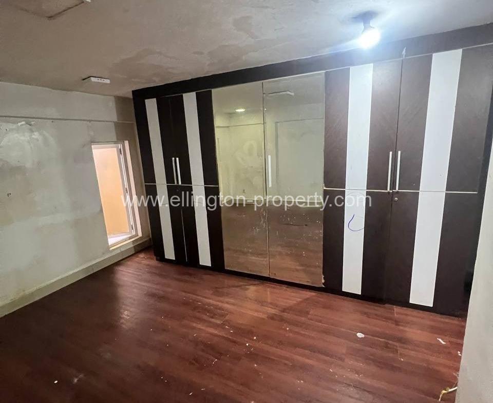 Shophouse For Rent Near Toul Tom Poung Market - Ellington Property