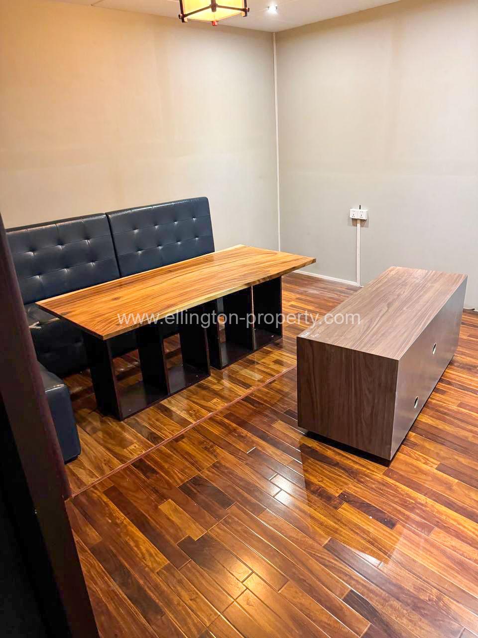 Shophouse For Rent In Bkk1 - Ellington Property