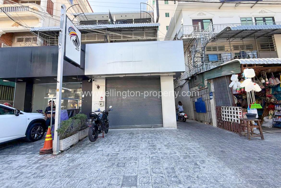 Shophouse For Rent In Daunpenh - Ellington Property