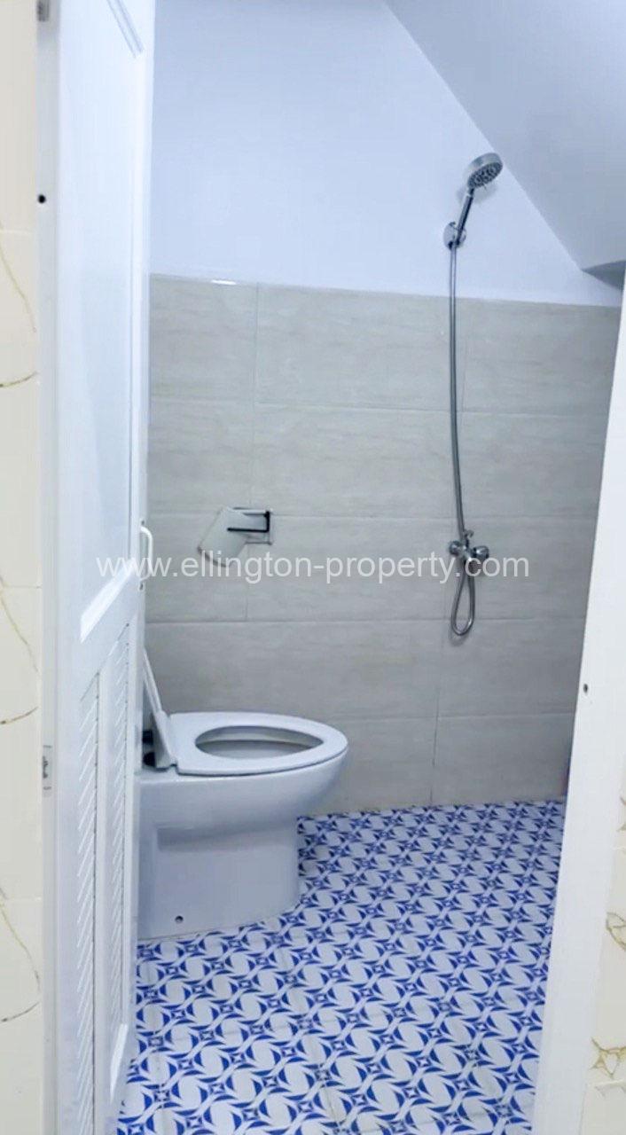 Shophouse For Rent Near Pshar Chas Market - Ellington Property