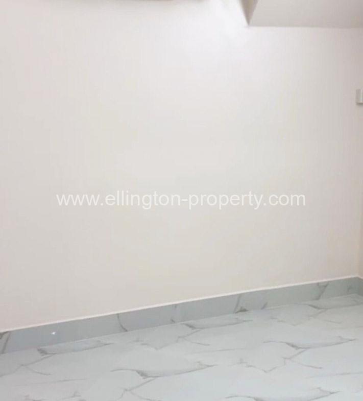 Shophouse For Rent Near Pshar Chas Market - Ellington Property