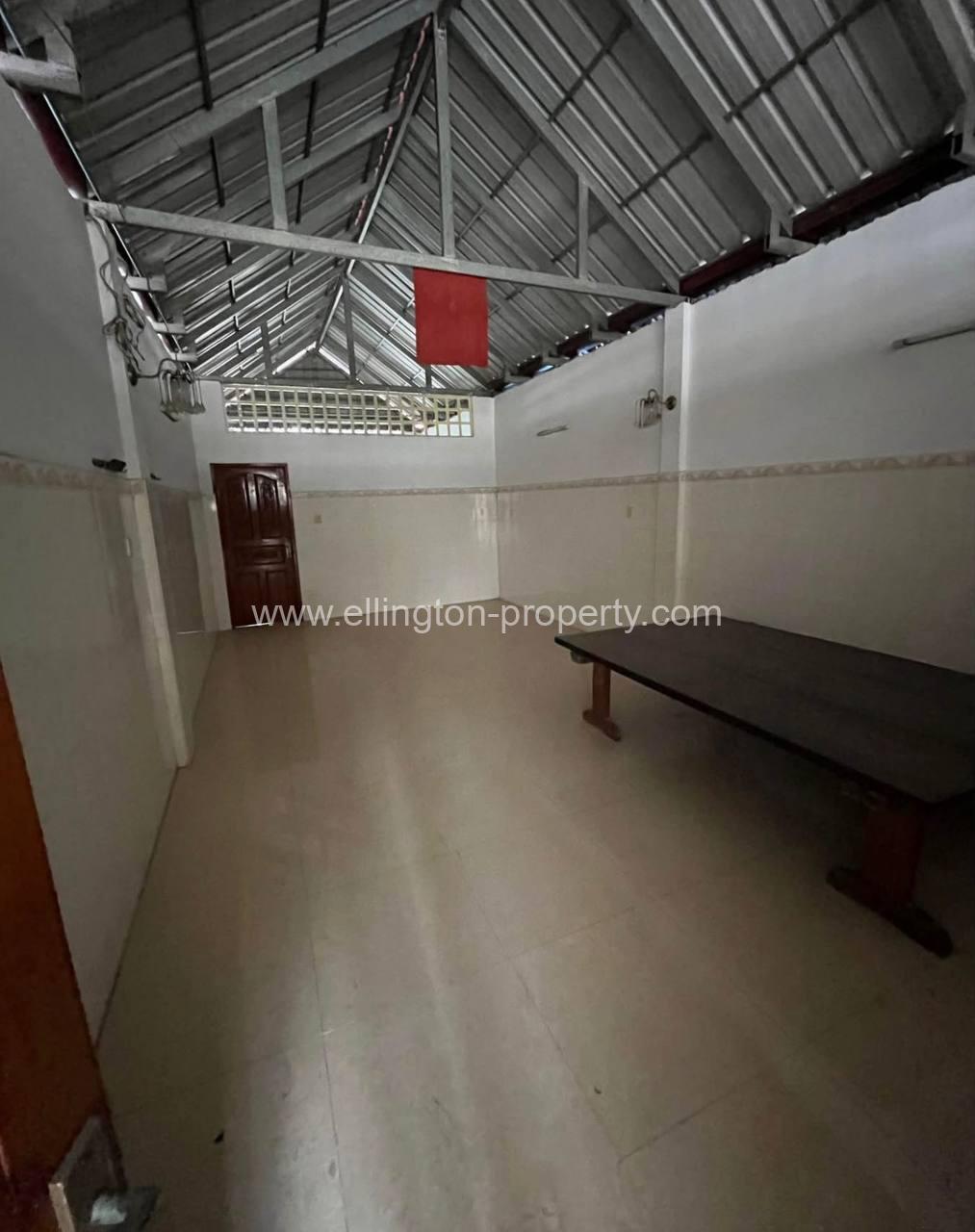 Shophouse​ For​​ Rent In Toul Tum Pung - Ellington Property