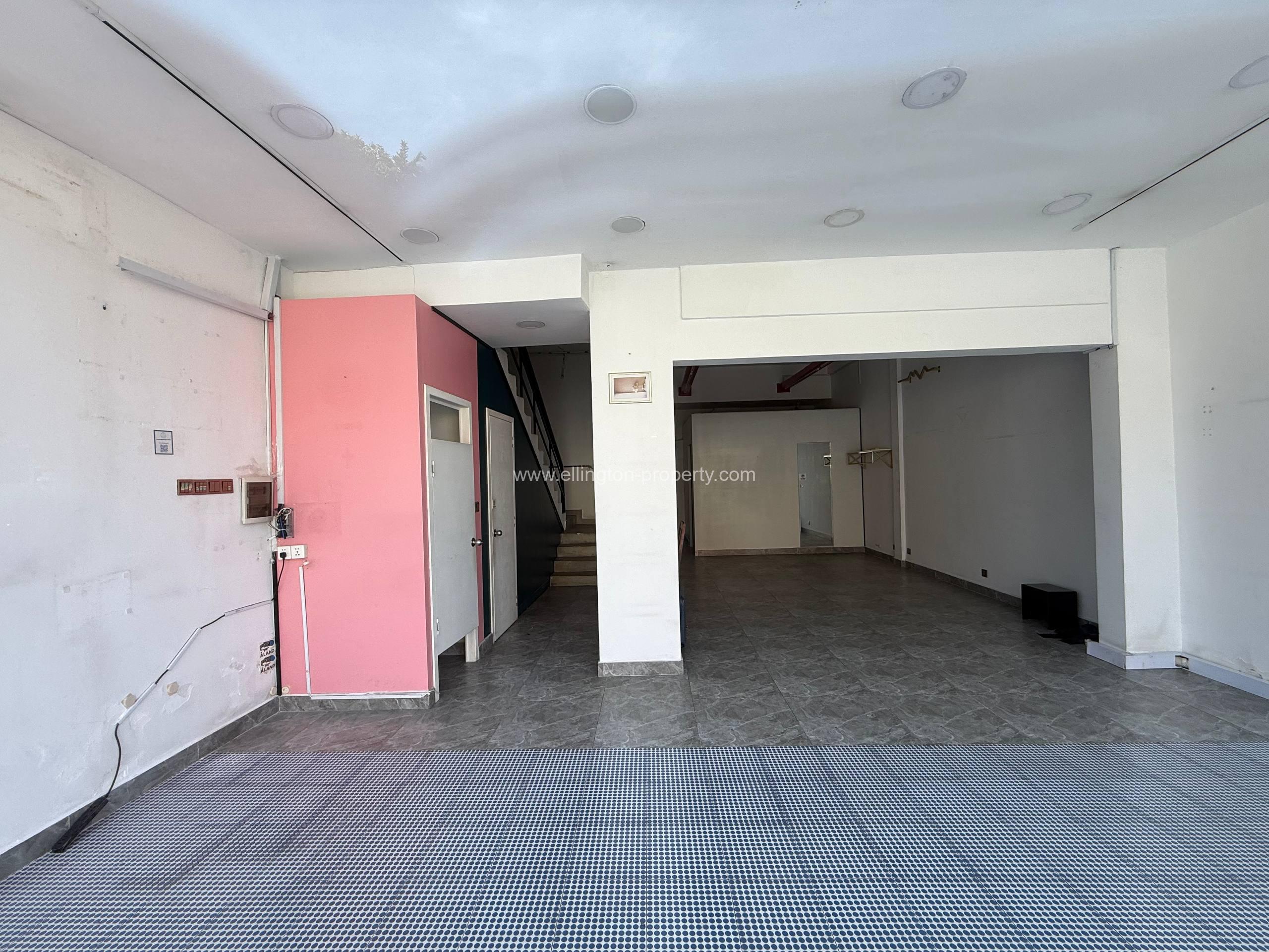 Shop For Rent In Bkk1 - Ellington Property