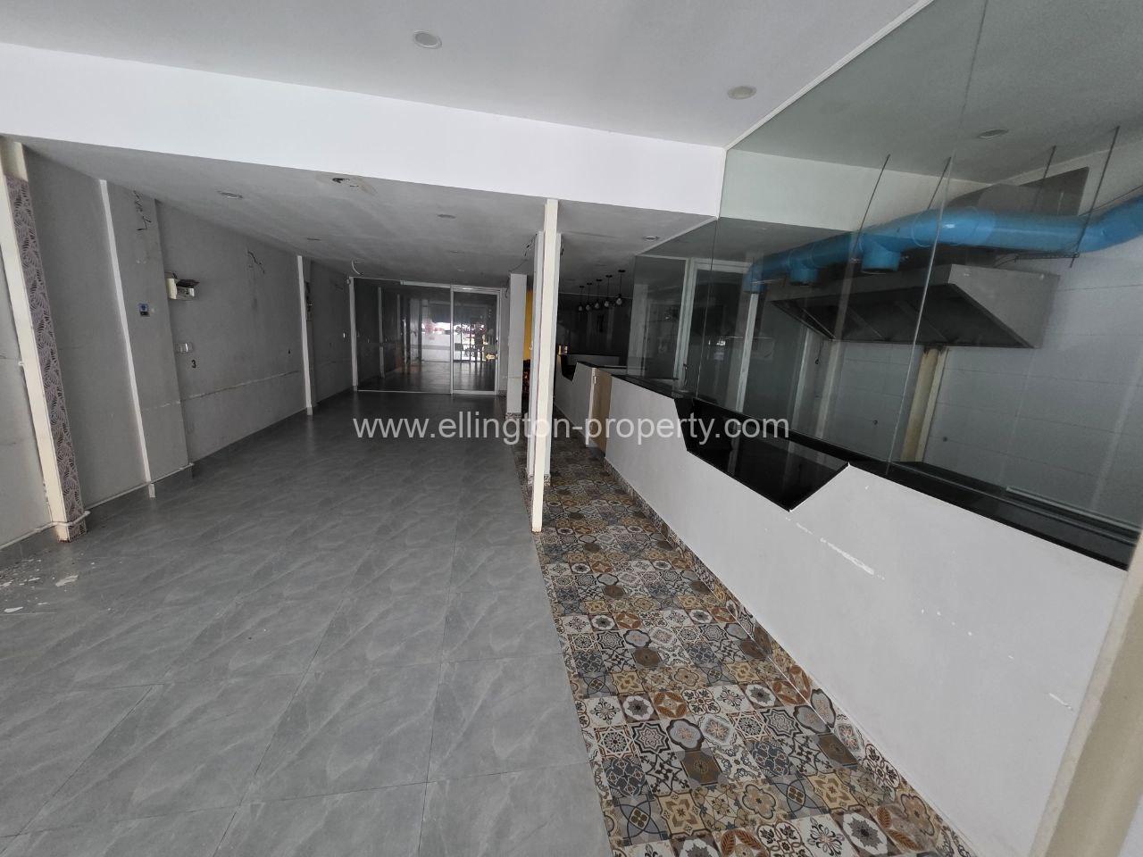 Shop House For Rent In Bkk1 - Ellington Property