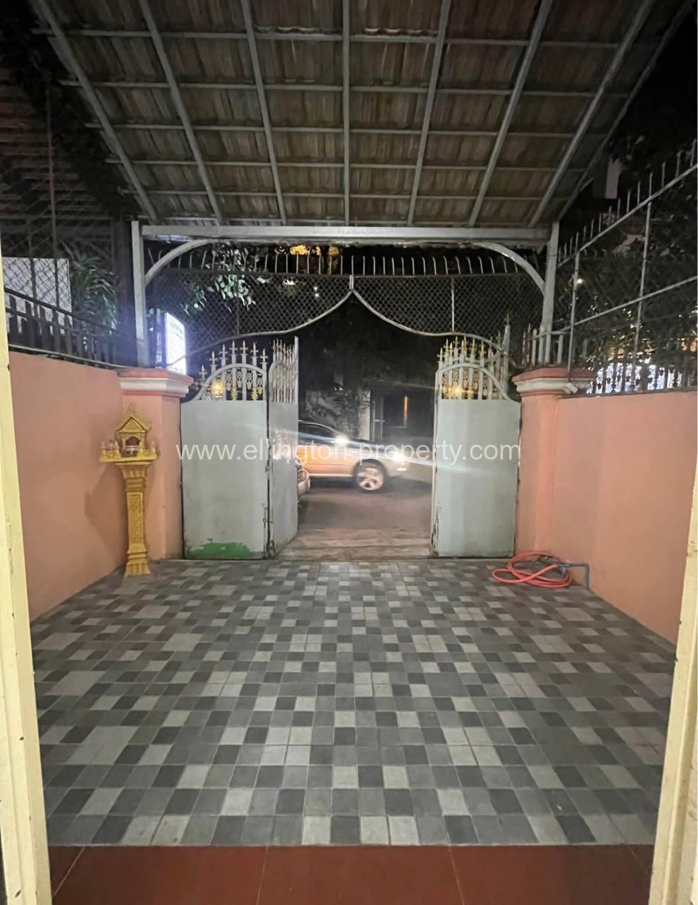 Shophouse For Rent At Tuol Tumpung - Ellington Property