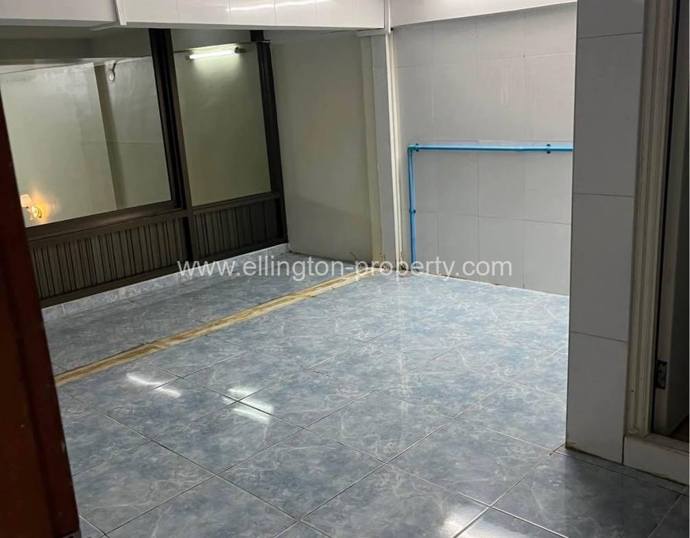 Shophouse For Rent At Tuol Tumpung - Ellington Property