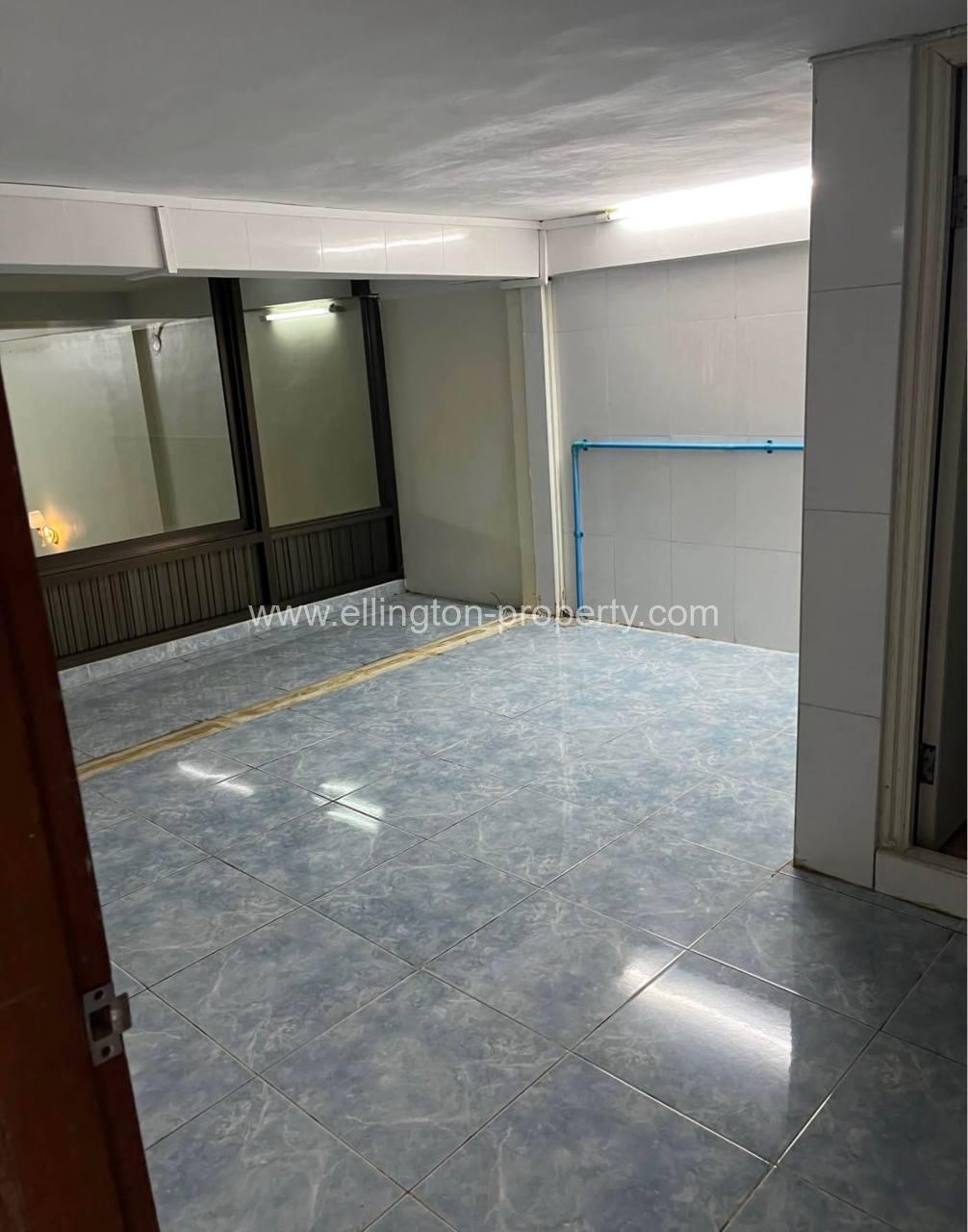 Shophouse For Rent At Tuol Tumpung - Ellington Property