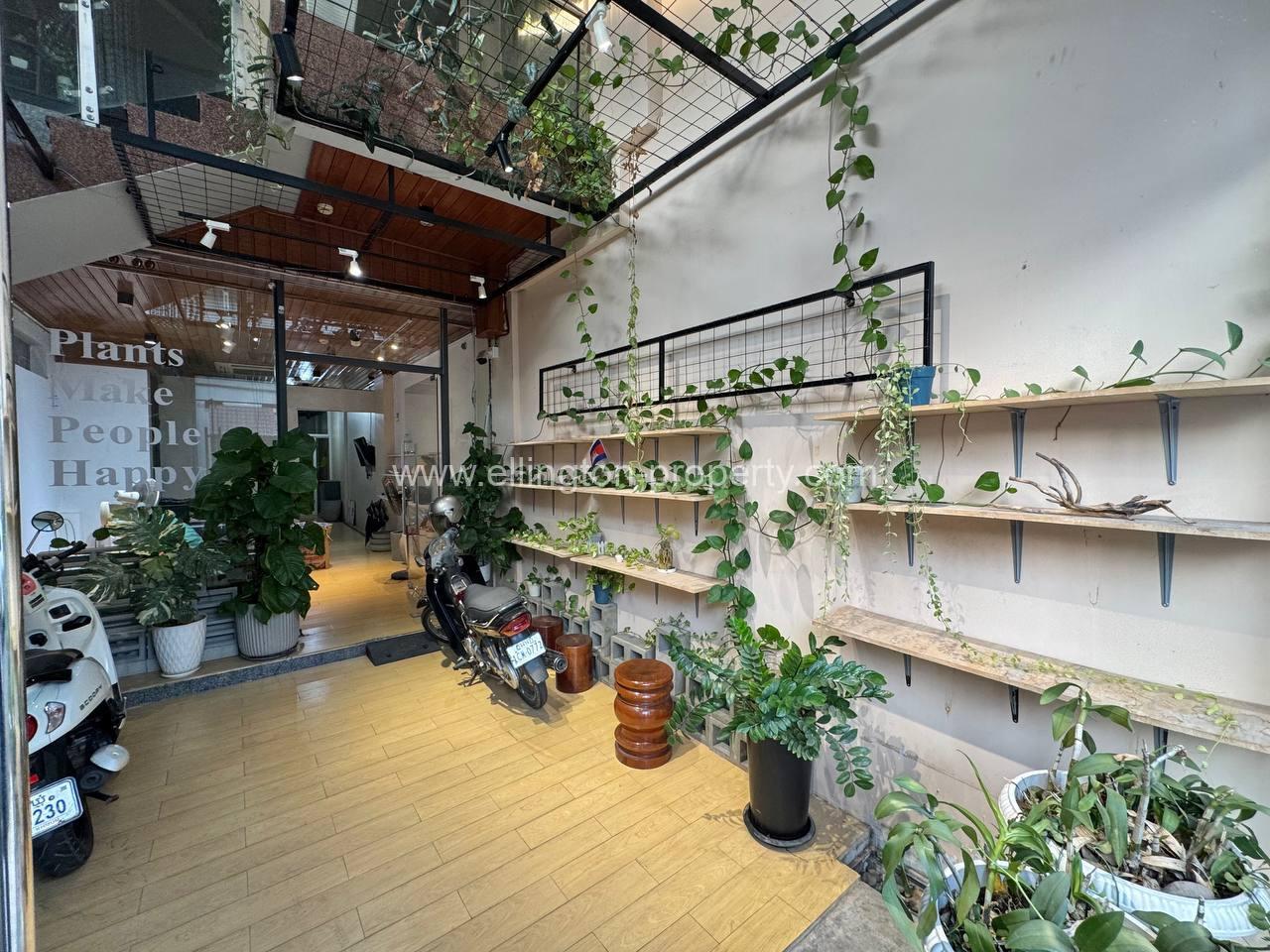 Shop For Lease In Daun Penh Area - Ellington Property