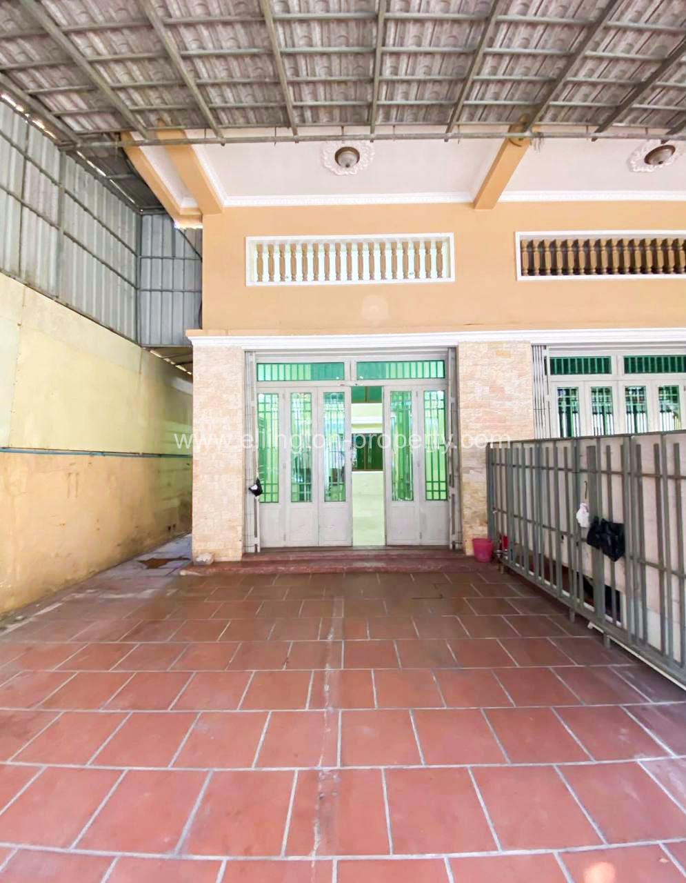 Shophouse For Rent In Toul Tum Pung - Ellington Property