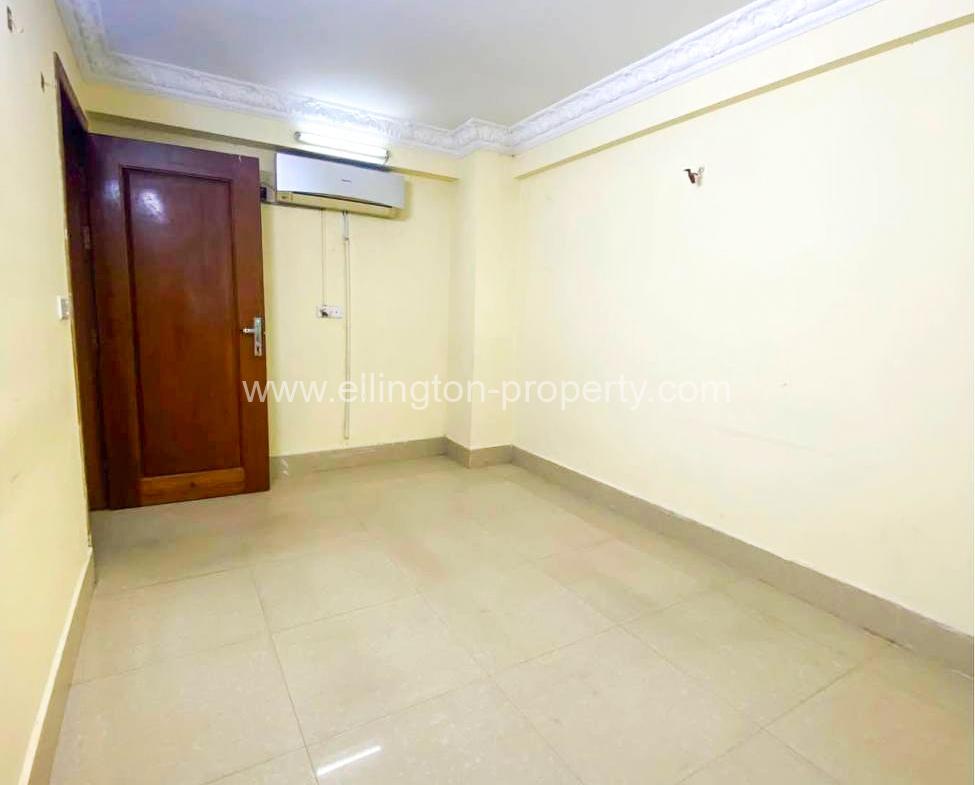 Shophouse For Rent In Toul Tum Pung - Ellington Property