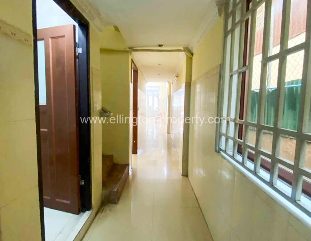 Shophouse For Rent In Toul Tum Pung - Ellington Property