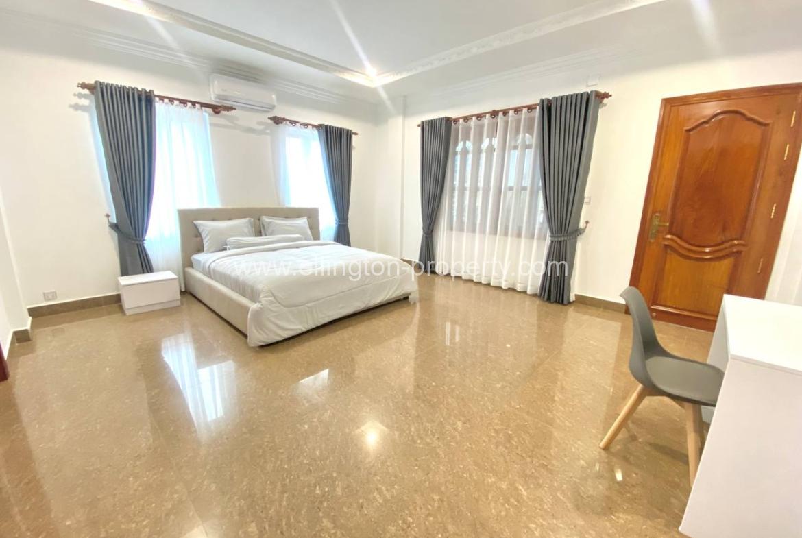 Penthouse With 4 Bedrooms Fully Furnished For Rent - Ellington Property