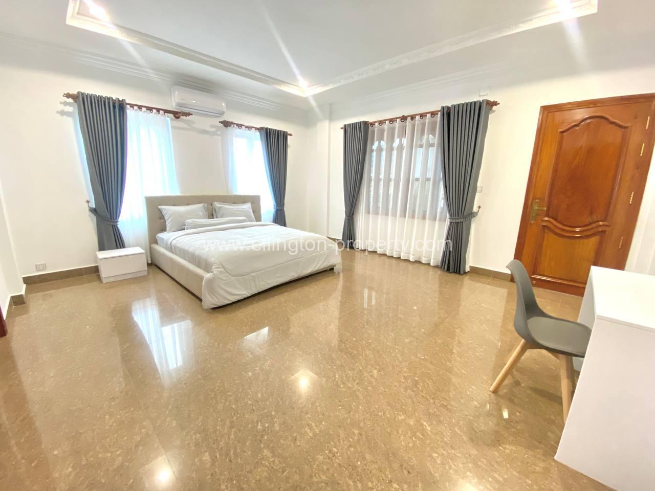 Penthouse With 4 Bedrooms Fully Furnished For Rent - Ellington Property