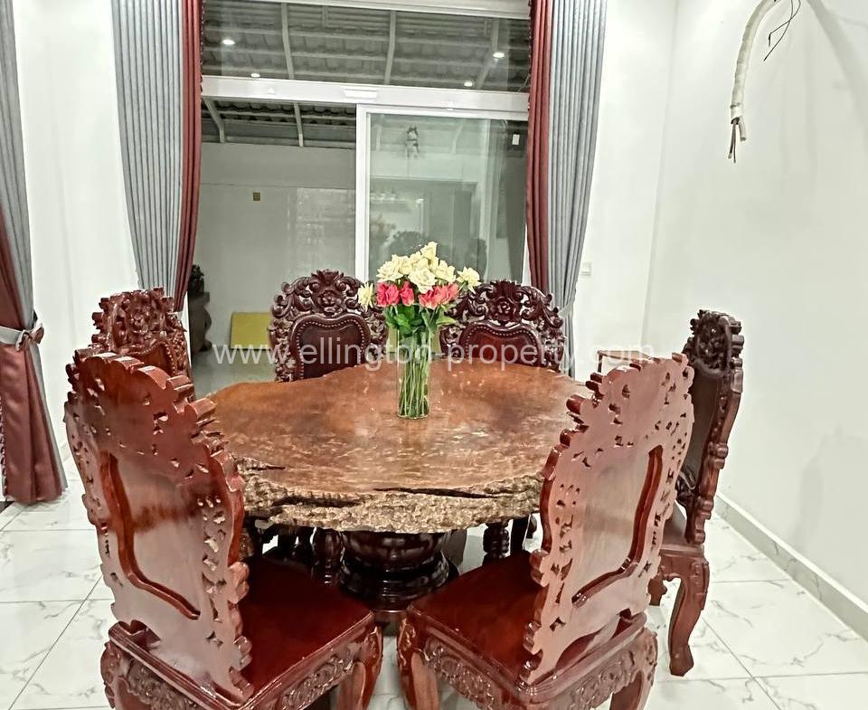 Twin Villa For Rent At Borey Orkide The Botanic City - Ellington Property