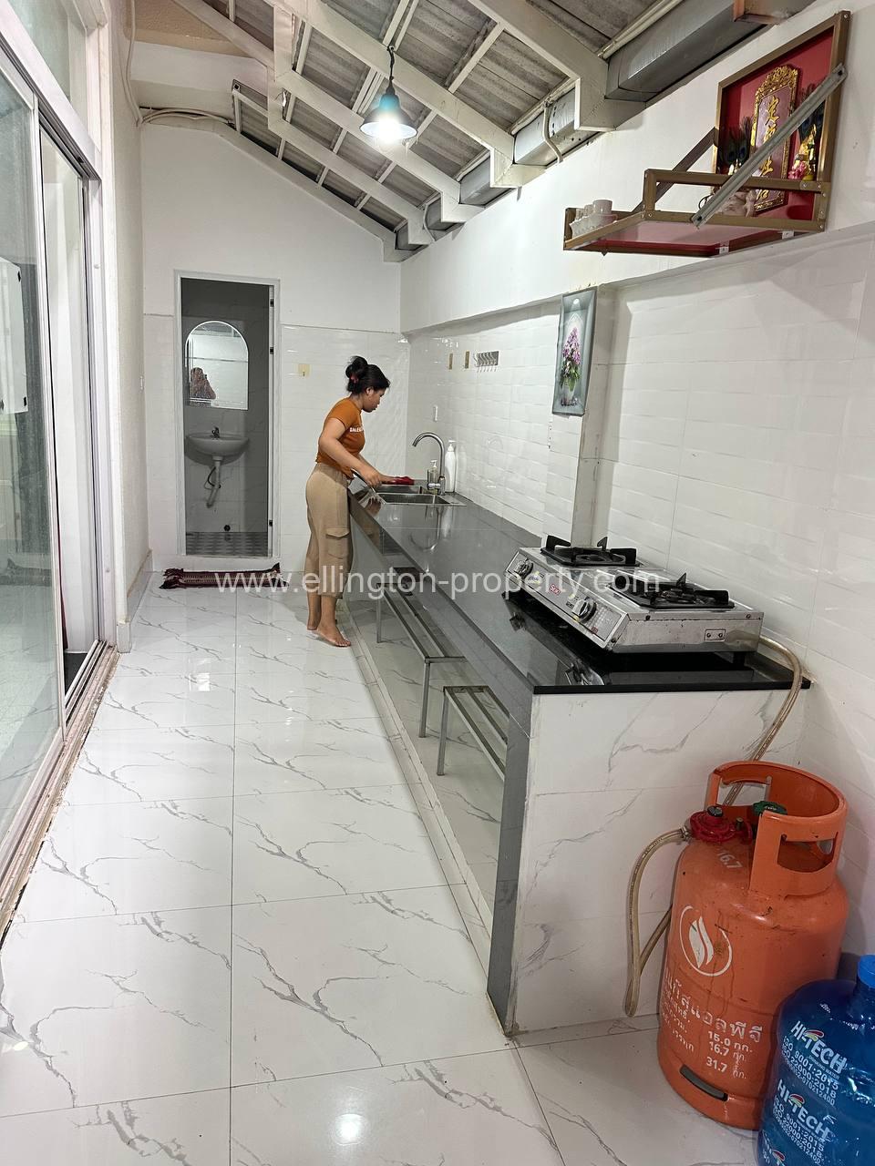 Twin Villa For Rent At Borey Orkide The Botanic City - Ellington Property