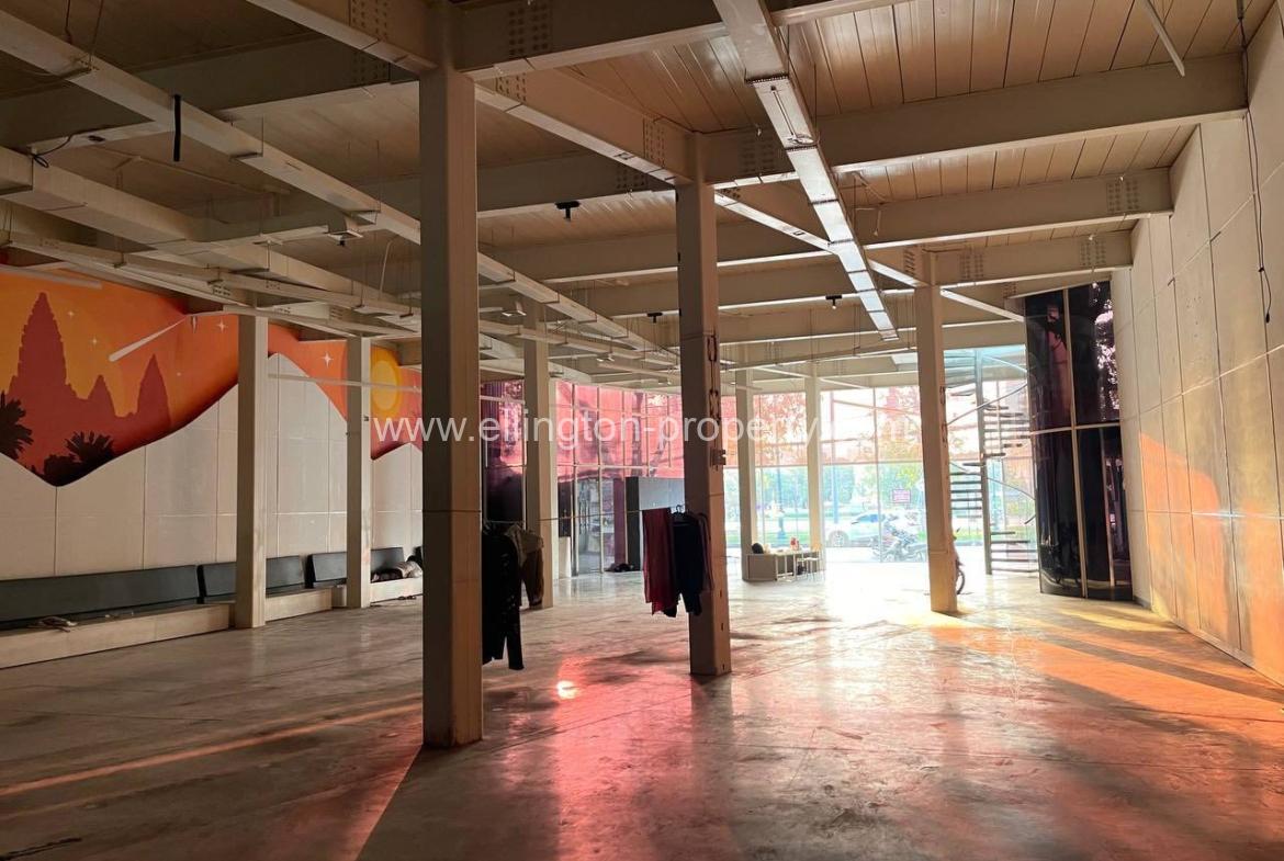 Shophouse For Rent Near Independence Monument - Ellington Property