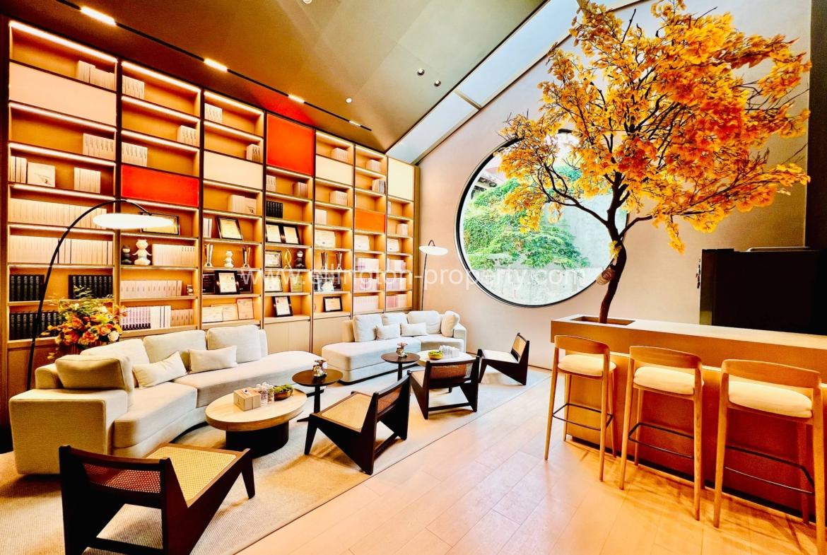 2 Bedrooms For Rent In Le Condé Bkk1 - Ellington Property