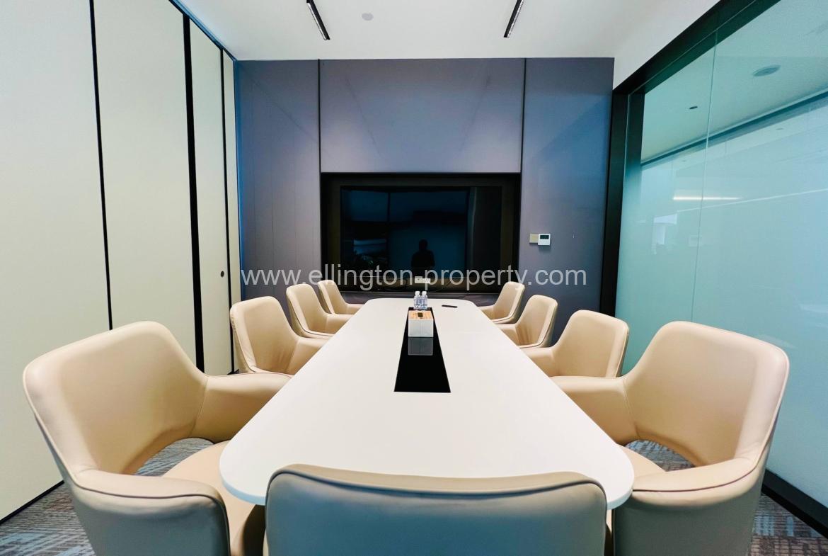 2 Bedrooms For Rent In Le Condé Bkk1 - Ellington Property