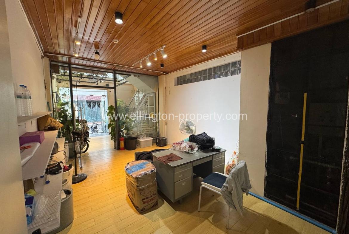Shop For Lease In Daun Penh Area - Ellington Property