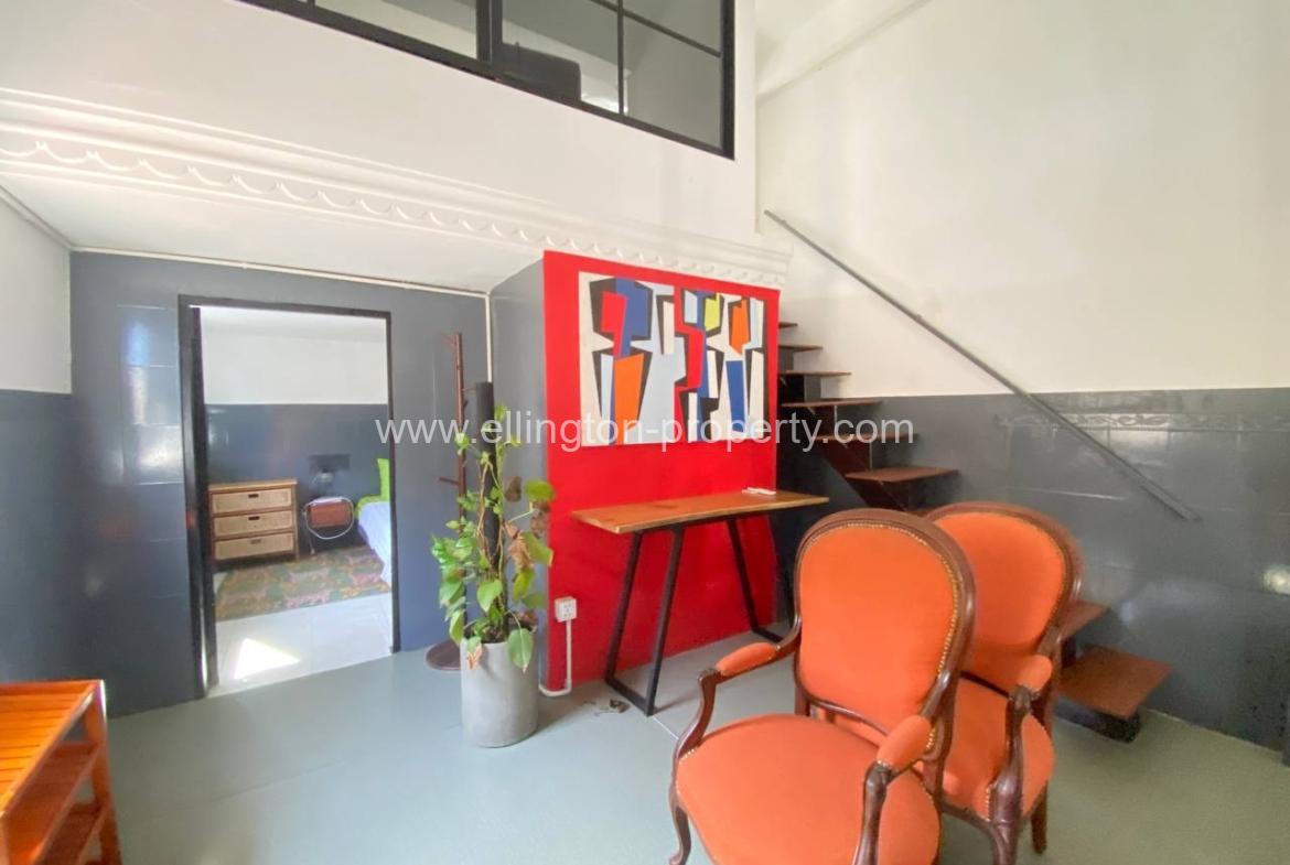 2 Bedrooms Renovated House For Sale - Ellington Property