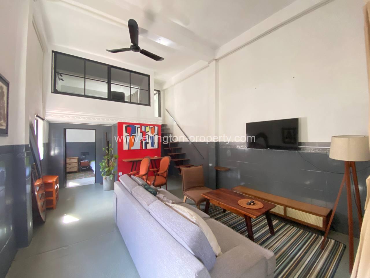 2 Bedrooms Renovated House For Sale - Ellington Property