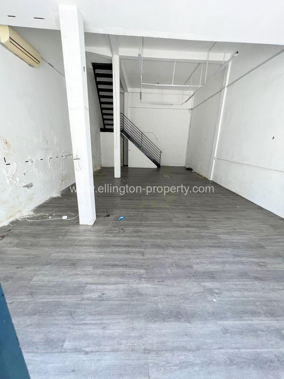 Shophouse For Rent In Bkk1 - Ellington Property