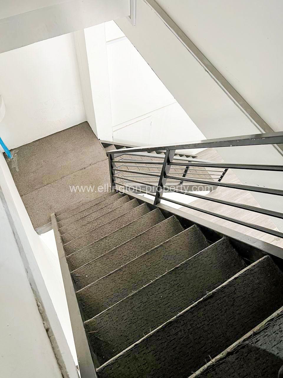 Shophouse For Rent In Bkk1 - Ellington Property