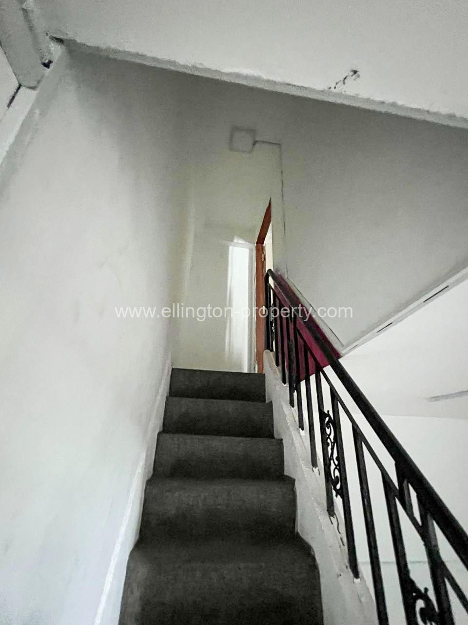 Shophouse For Rent In Bkk1 - Ellington Property