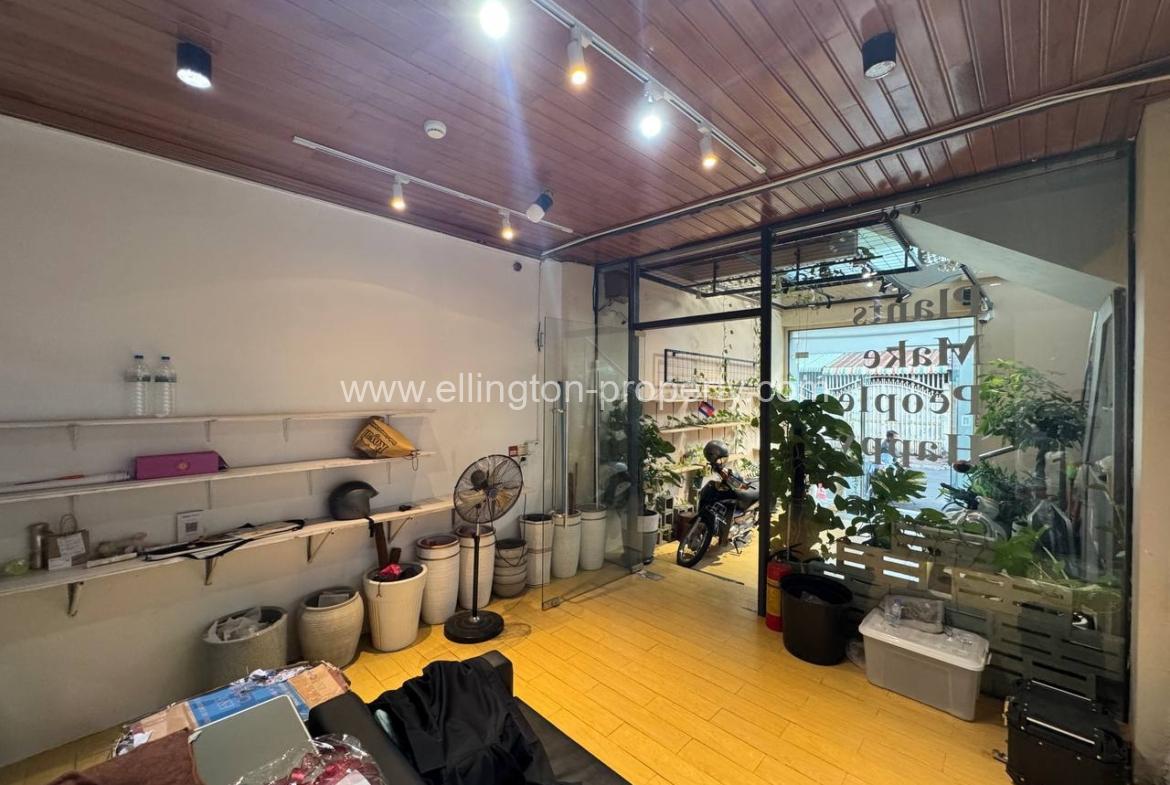 Shop For Lease In Daun Penh Area - Ellington Property