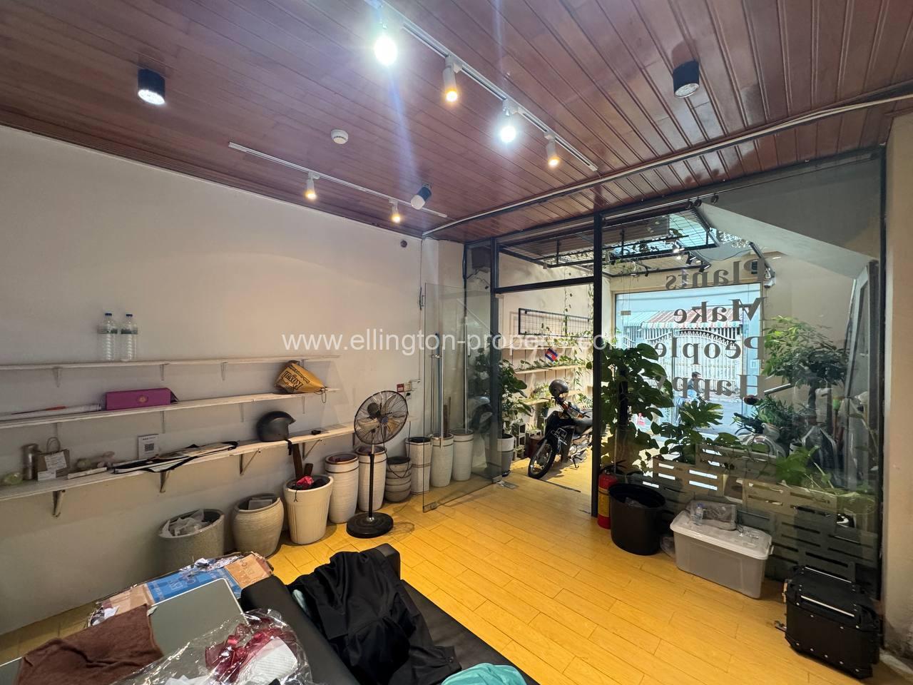 Shop For Lease In Daun Penh Area - Ellington Property