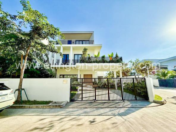 99 ellington property